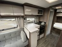 Coachman Laser 545 Xtra 2022 Rear Island Bed Layout