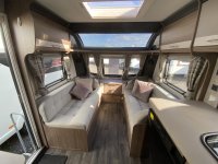 Coachman VIP 545 2020 Rear Island Bed Layout