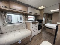 Coachman VIP 575 2016 Layout