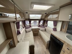 Swift Challenger Hi Style 480 2017