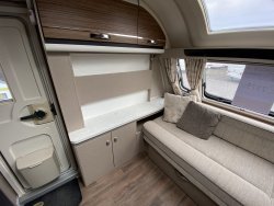 Swift Celebration 850 2020 Rear island bed
