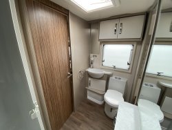 Swift Celebration 850 2020 Rear island bed