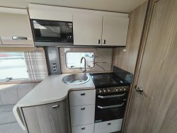 Swift Challenger 560 2025