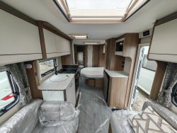 Coachman Acadia 575 2025