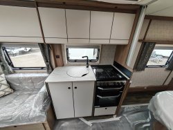Coachman Acadia 575 2025