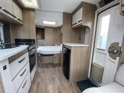 Coachman VIP 575 2016