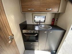 Swift Edge 412 2020