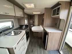 Coachman VIP 575 2023