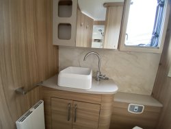 Bailey Unicorn Pamplona 2022 Rear Island Bed