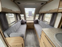 Bailey Unicorn Pamplona 2022 Rear Island Bed
