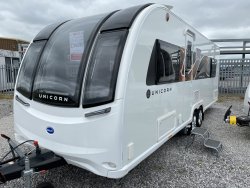 Bailey Unicorn Pamplona 2022 Rear Island Bed