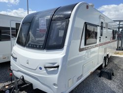 Bailey Unicorn Pamplona 2018 Rear Island Bed