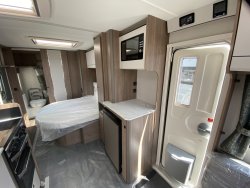 Coachman Acadia 575 2025