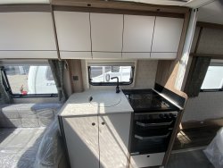Coachman Acadia 575 2025