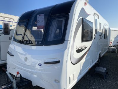 Bailey Unicorn Black Cabrera 2021